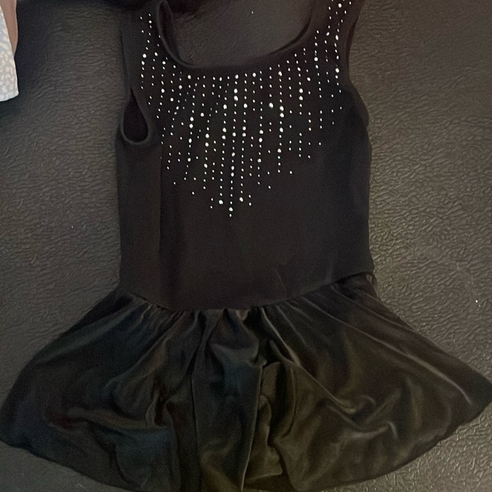 Youth 10/12 black dance leotard